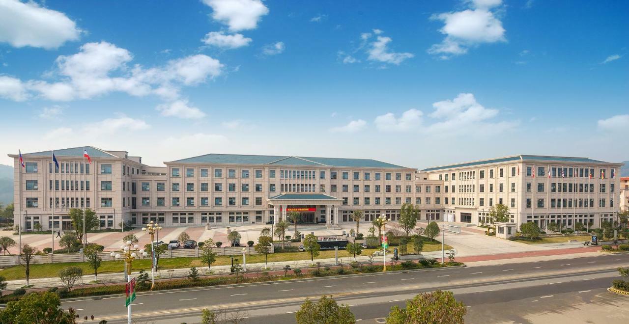 Millennium Resort Wuyishan 우이산 외부 사진